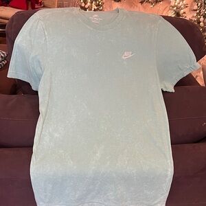 Nike Men's Soft Blueish green Short Sleeve Tee